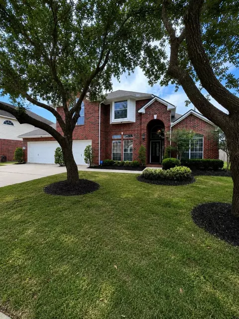 19015 Canyon Frost Dr, Tomball, TX 77377