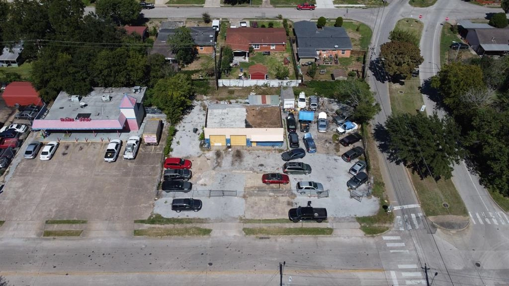 10421-10423 Hartsook St  