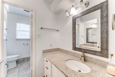 Bath - 723 Oder Ln, Houston, TX 77090 photo 3 of 5