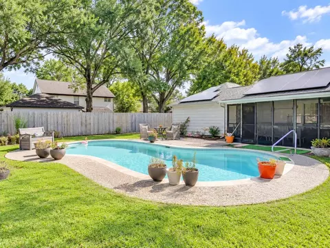 Exterior - 723 Oder Ln, Houston, TX 77090 photo 4 of 8