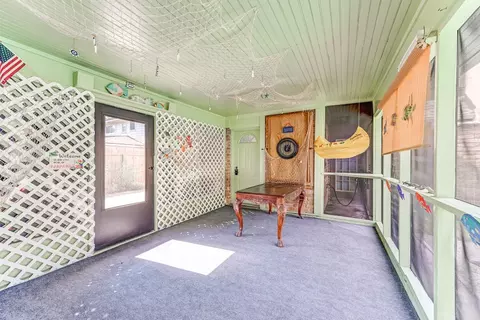 Exterior - 723 Oder Ln, Houston, TX 77090 photo 6 of 8