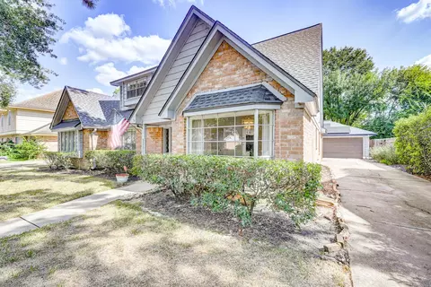 Exterior - 723 Oder Ln, Houston, TX 77090 photo 7 of 8