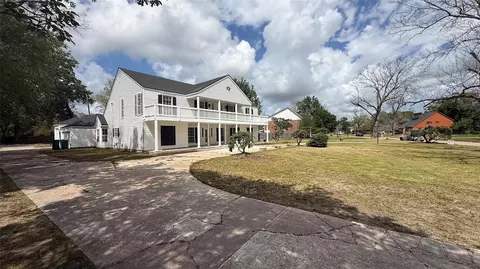 4409 Hillbrook Dr, Orange, TX 77632