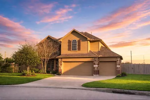 8606 Morning Dove Ln, Baytown, TX 77521