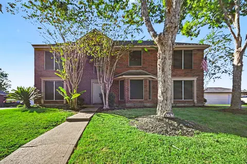 2604 Briarglen Dr, Pearland, TX 77581
