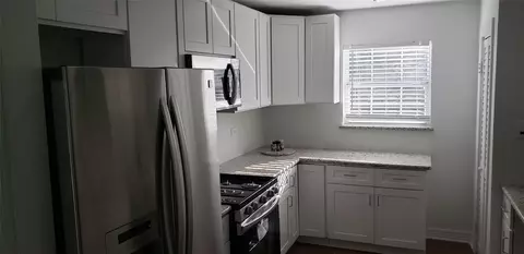 5047 Wood Loop, Conroe, TX 77306 photo 5