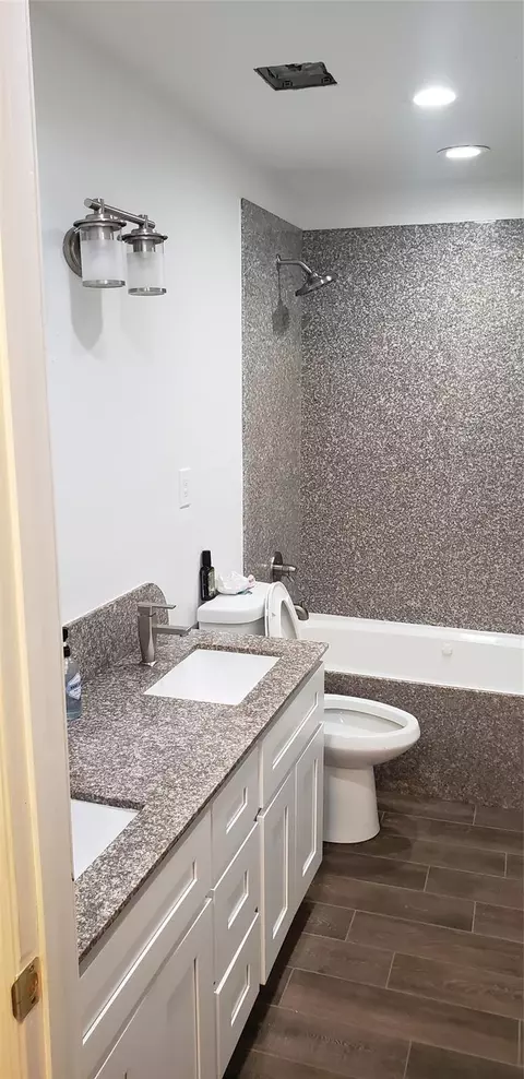 5047 Wood Loop, Conroe, TX 77306 photo 26