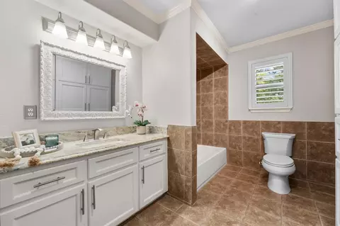 Bath - 7119 Poole Rd, Spring, TX 77379 photo 4 of 5
