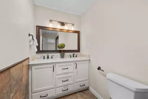Bath - 7119 Poole Rd, Spring, TX 77379 photo 2 of 5