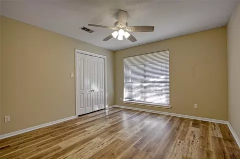 Bedroom - 9 N Cay Ct, Angleton, TX 77515 photo 1 of 1