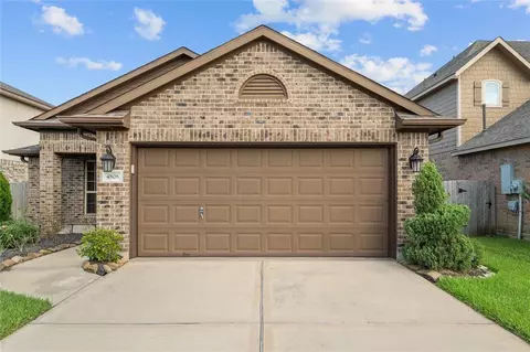 4808 Ladona Ct, League City, TX 77573