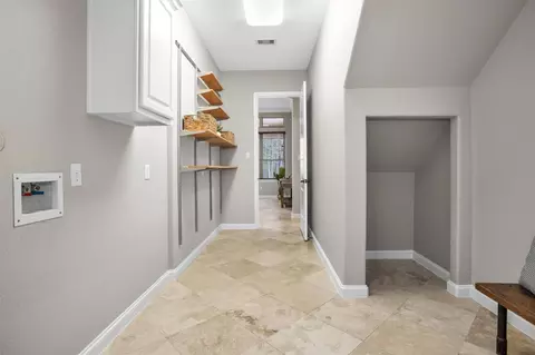 Entry Way - 27910 Hansons Ct, Spring, TX 77386 photo 9 of 10