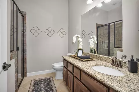 Bath - 27910 Hansons Ct, Spring, TX 77386 photo 3 of 4