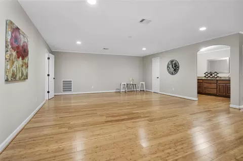 Living - 27910 Hansons Ct, Spring, TX 77386 photo 4 of 5