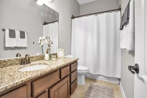Bath - 27910 Hansons Ct, Spring, TX 77386 photo 2 of 4