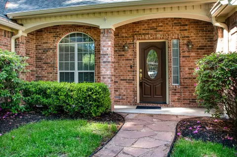 14506 Courtney St, Pinehurst, TX 77362