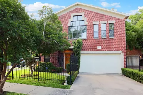 5022 Darling St, Houston, TX 77007