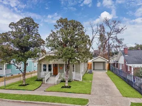 1111 Fugate St, Houston, TX 77009