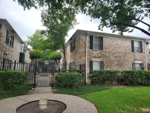 7900 Westheimer Rd #259, Houston, TX 77063