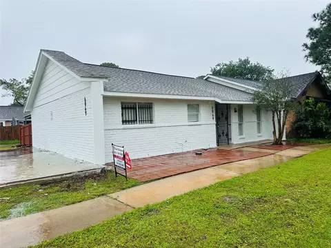 6869 Chasewood Dr, Missouri City, TX 77489