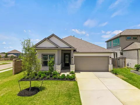 19226 Olive Heath Ln, Magnolia, TX 77355