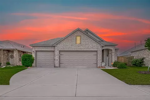 1214 Red Hills Dr, Rosharon, TX 77583