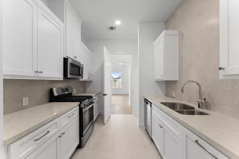 Kitchen - 24807 Pacific Dunes Ln, Spring, TX 77389 photo 2 of 2
