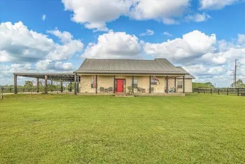 Exterior - 1755 Mcbride Devillier Loop, Winnie, TX 77665 photo 4 of 13