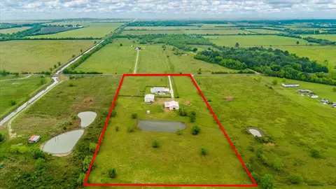 View/Area - 1755 Mcbride Devillier Loop, Winnie, TX 77665 photo 2 of 3