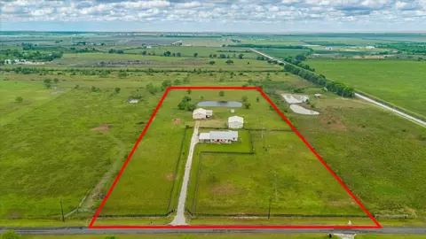 View/Area - 1755 Mcbride Devillier Loop, Winnie, TX 77665 photo 1 of 3