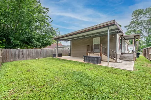 14273 Shadow Bay Dr, Willis, TX 77318