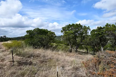 22 W Point Way, Concan, TX 78838
