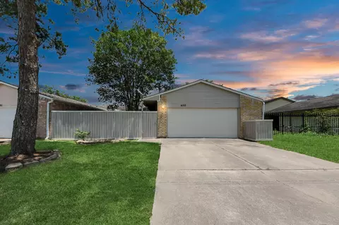 4155 Amir St, Houston, TX 77072