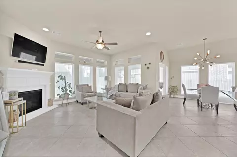 Living - 27371 Pendleton Trace Dr, Spring, TX 77386 photo 1 of 2