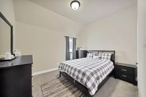 Bedroom - 27371 Pendleton Trace Dr, Spring, TX 77386 photo 3 of 4