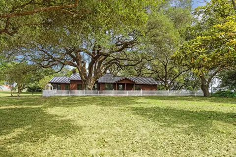 3834 Fm 949, Cat Spring, TX 78933