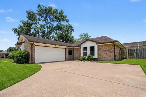 1915 Fernspray Ln, Houston, TX 77084