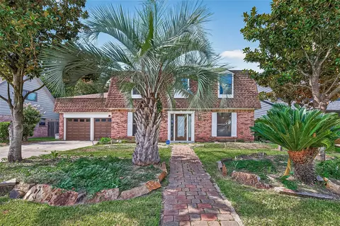 11730 Dorrance Ln, Meadows Place, TX 77477