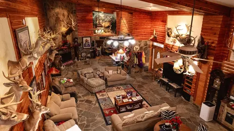 Living - 7438 Wright Rd, Houston, TX 77041 photo 3 of 6