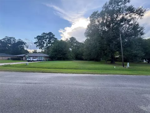 000 Crescent Blvd, Cleveland, TX 77327