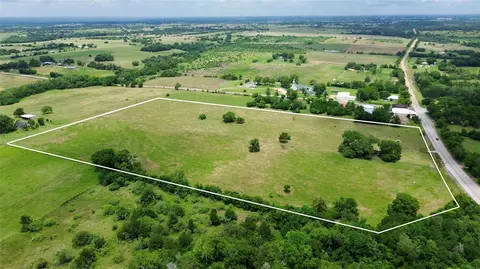 1578 Fm 109, New Ulm, TX 78950