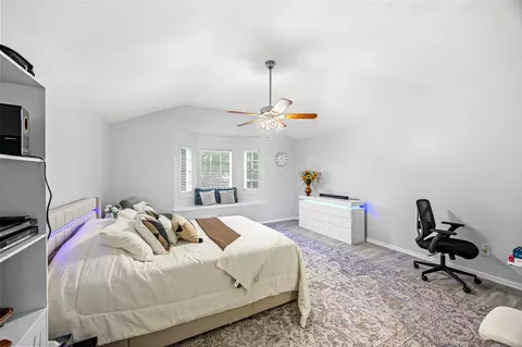 Bedroom - 2710 Fox View Cir, Spring, TX 77386 photo 2 of 5