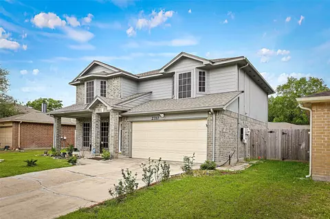 Exterior - 2710 Fox View Cir, Spring, TX 77386 photo 3 of 5