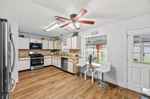 Kitchen - 2710 Fox View Cir, Spring, TX 77386 photo 1 of 2
