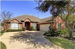 12110 Shadowpoint Dr, Houston, TX 77082