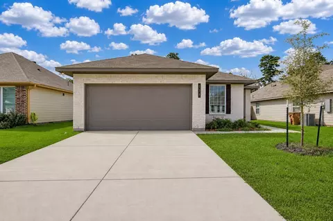 239 New Dawn Trl, Huntsville, TX 77320