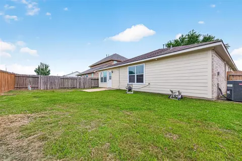 1434 Monterra Pt, Fresno, TX 77545