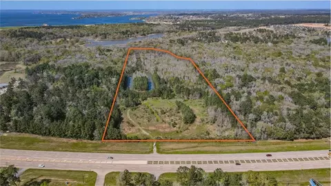 tbd Hwy-105, Conroe, TX 77304