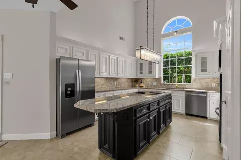 17302 Chagall Ln, Spring, TX 77379 photo 12