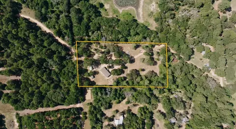 1047 Jim Bob Ln, New Ulm, TX 78950